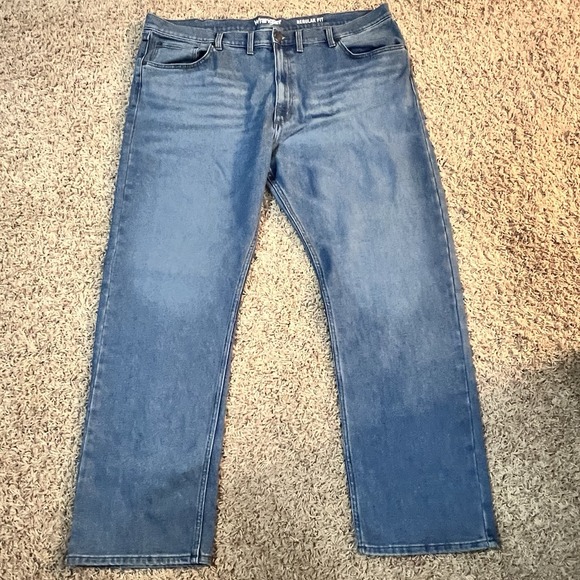 Wrangler Denim‎ Blue Jeans Regular Fit Straight Leg Mens Sz 44 x 32 - Picture 2 of 6